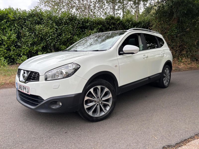 NISSAN QASHQAI+2 2.0 Tekna 2WD Euro 5 5dr